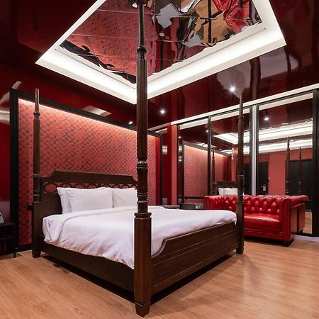 G Boutique Silom Hotel Bangkok Zewnętrze zdjęcie